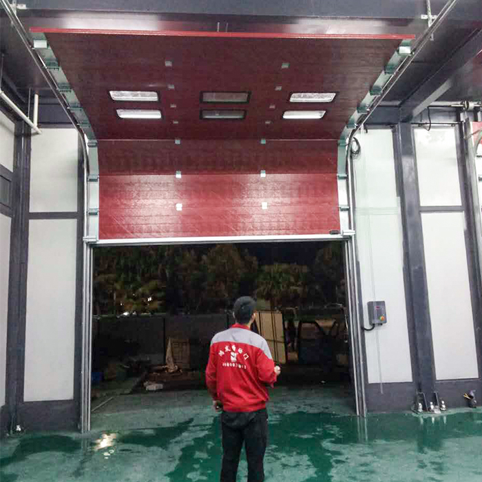 愛聯(lián)消防站滑升門